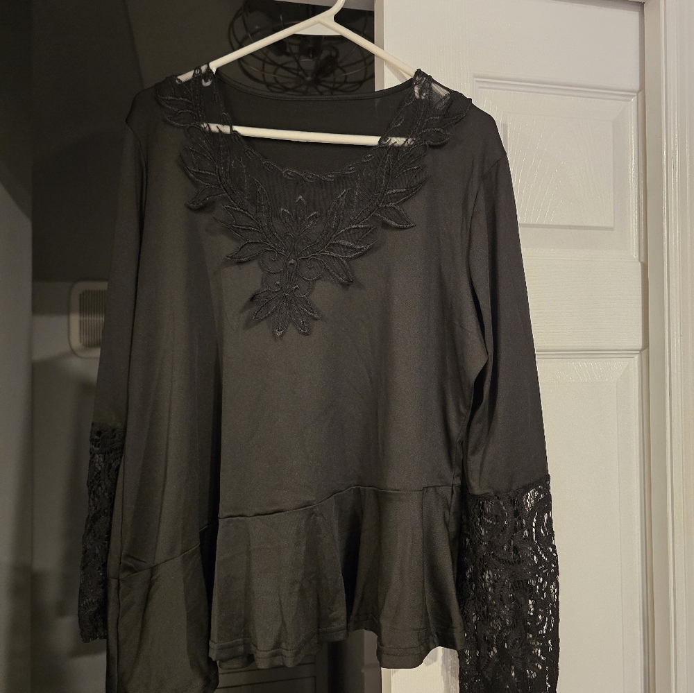 Black shirt